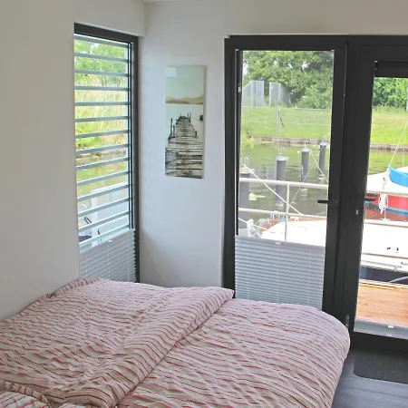 Hausboot - Floating 44 - 